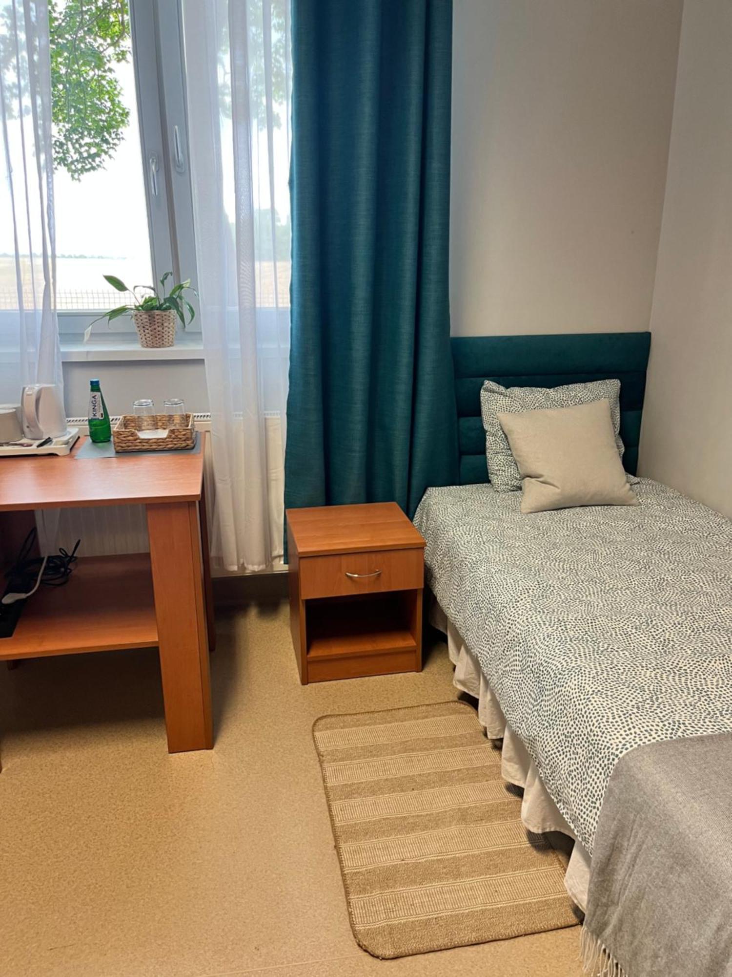 Auberge de jeunesse Osrodek Konferencyjno-Wypoczynkowy à Chojna Extérieur photo
